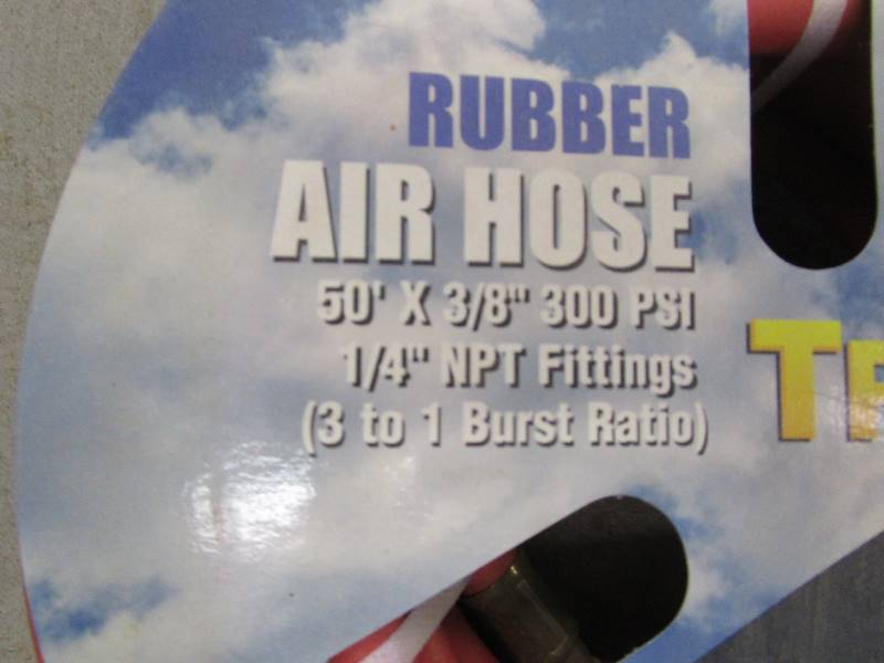 lot 112 image: Air Hoses