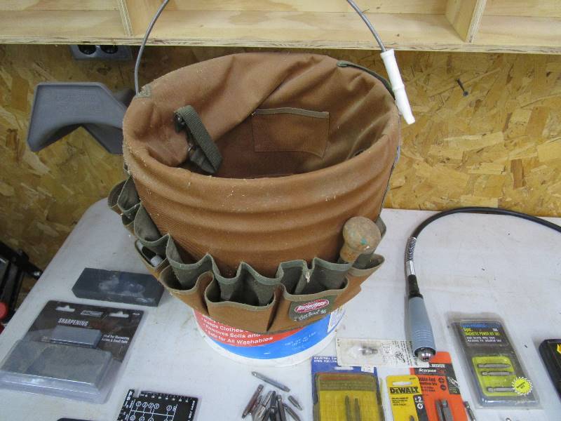 lot 123 image: Misc Tools (see pics)