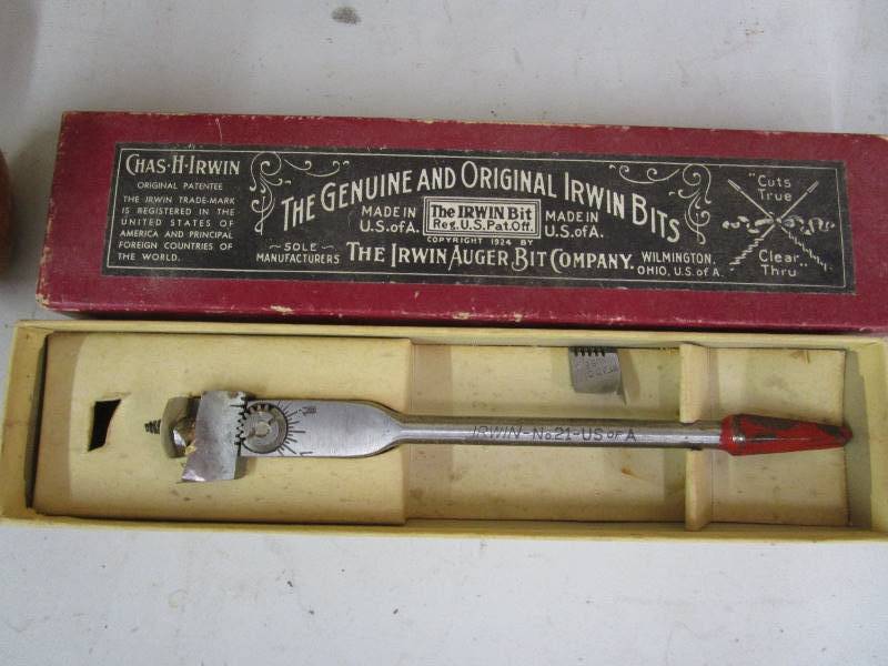 lot 140 image: Vintage Tools