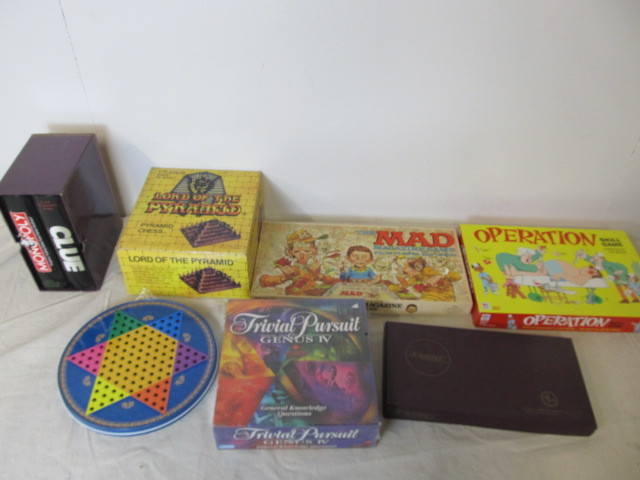 lot 90 image: Lot of Assorted Board Games