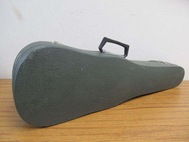 lot 40 image: Vintage German Stradivarius Copy Violin by Antonio Giovanni