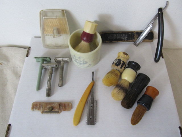 lot 114 image: Lot of VintageAntique Razors Shaving Items etc
