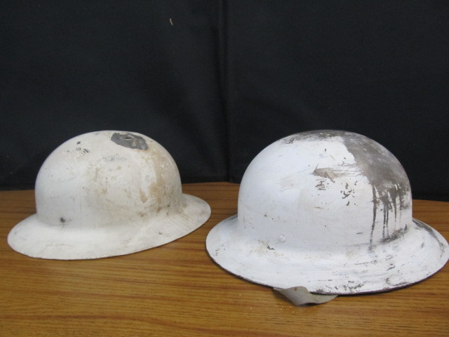 lot 15 image: Pair of WW2 Era US CIVIL DEFENSE Helmets