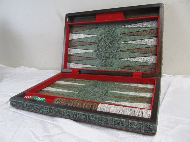 lot 32 image: NICE Vintage Inlaid Stone Mayan Style Backgammon Set