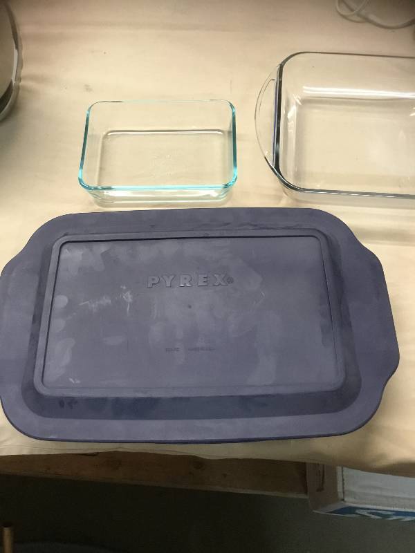 4 - Pyrex Dishes - 13 X 9 to 7 X 4.5