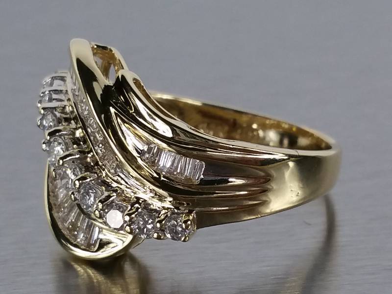 lot 20 image: Natural Diamond Ring in 14k Gold - $4125 Retail