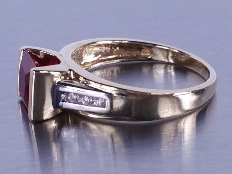 lot 35 image: Ruby and Diamond Two-tone 14k Gold Ring - $3250 Retail