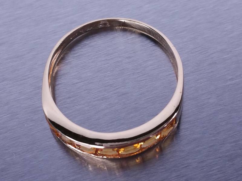 lot 73 image: Citrine 14k Gold Ring