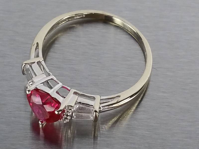 lot 86 image: Ruby Heart Ring in 10k Gold