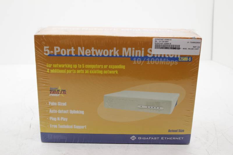 lot 19 image: Gigafast 5-Port network Mini switch EZ500-S