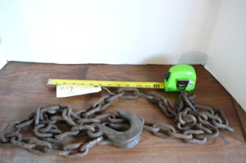 lot 9 image: Log Chain 6