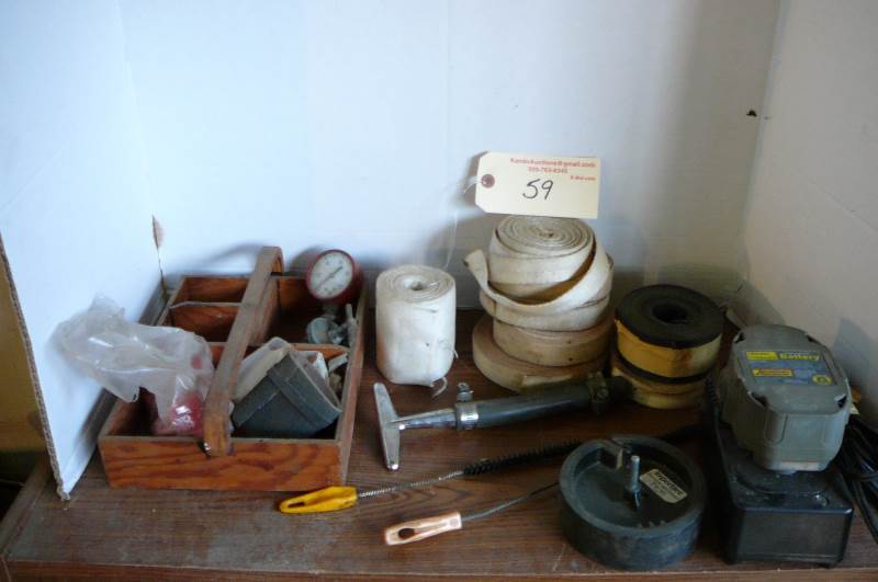 lot 59 image: Battery & Charger, Sanding Drum, Brushes, Wooden tote, Straps