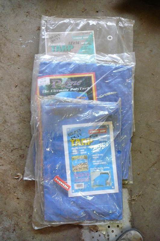 lot 63 image: Tarps New 12 x 16, 5 x 7, 6 x 8