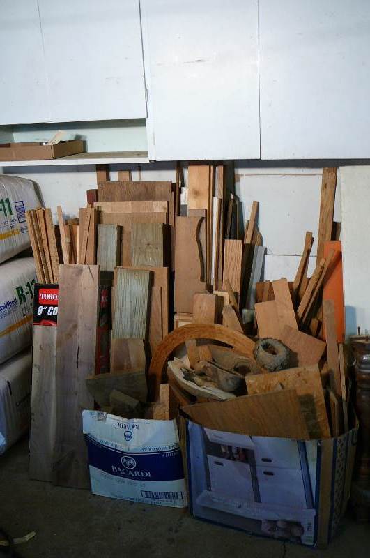 lot 73 image: Lot of Lumber Longest 48