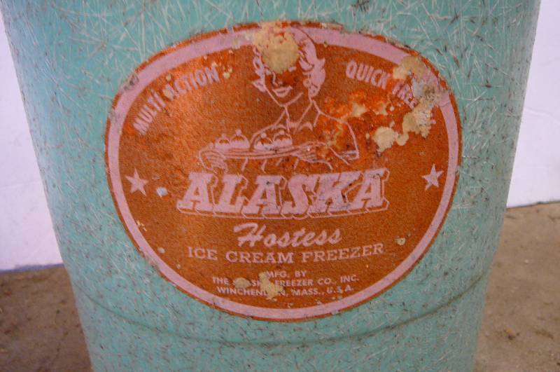 lot 120 image: Vintage Alaska hostess ice cream maker