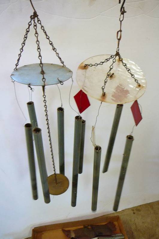 lot 130 image: 2 wind chimmes, box of wind chimmes parts