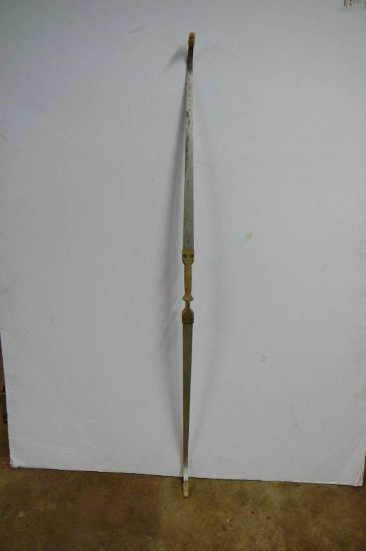 lot 144 image: Aluminum recurve bow 46 long