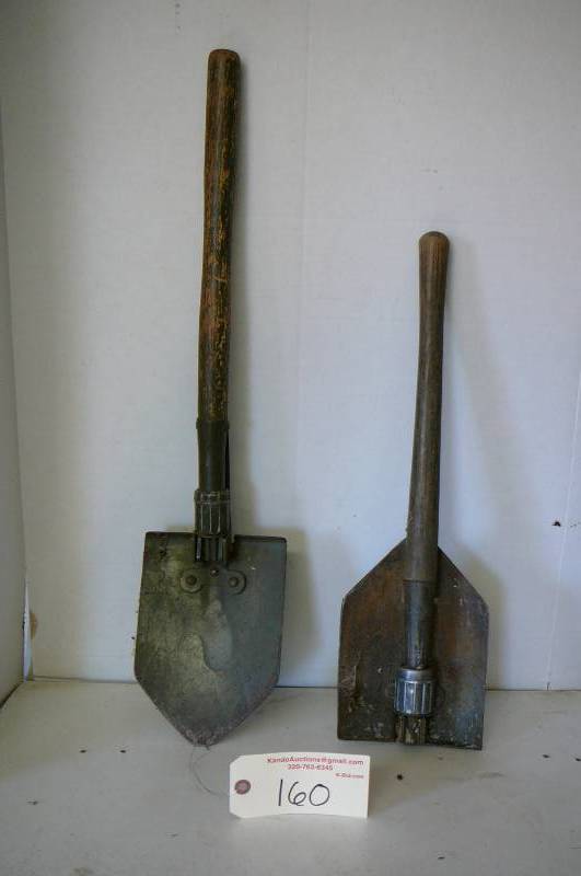 lot 160 image: Military Shovels