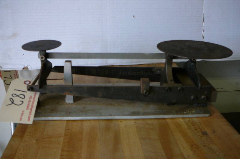 lot 182 image: Metal Scale
