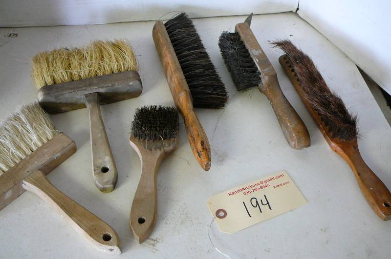 lot 194 image: Brushes