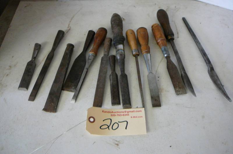 lot 207 image: Hand Tools