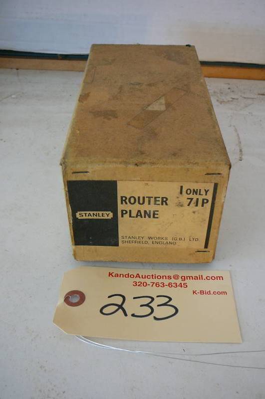 lot 233 image: Router
