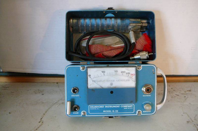 lot 242 image: Delmhorst Instrument