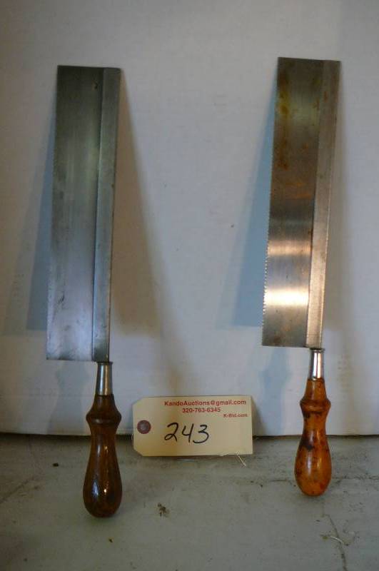 lot 243 image: Dovetail Saws