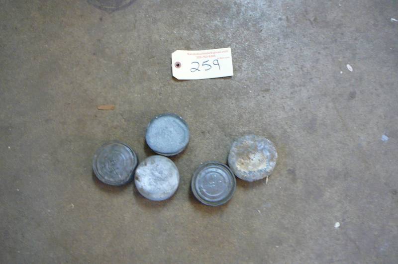 lot 259 image: Lead