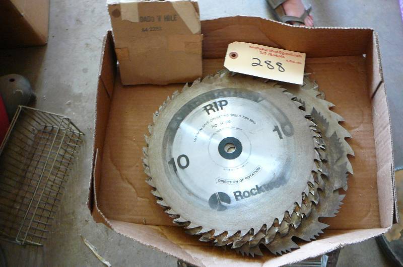 lot 288 image: Blades