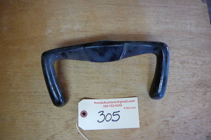 lot 305 image: Steering Wheel