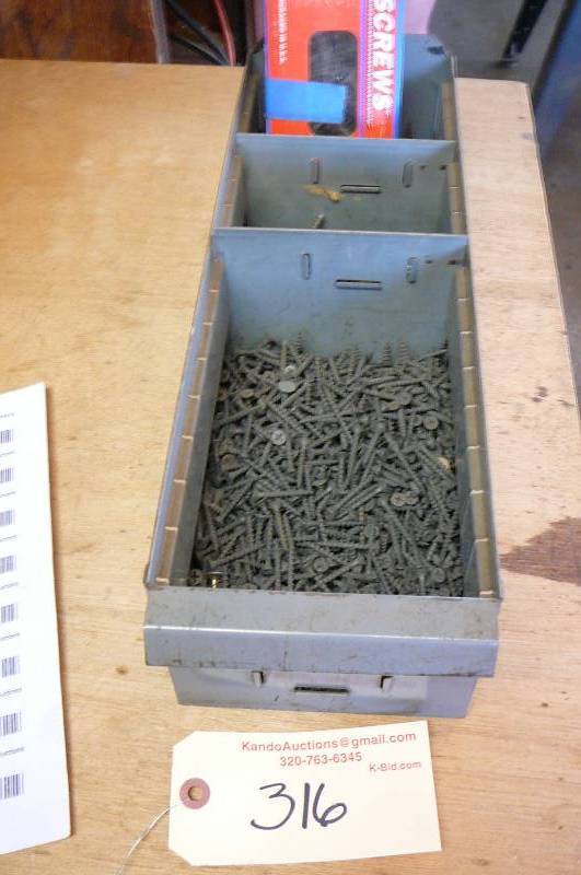 lot 316 image: Sheet Rock Screws