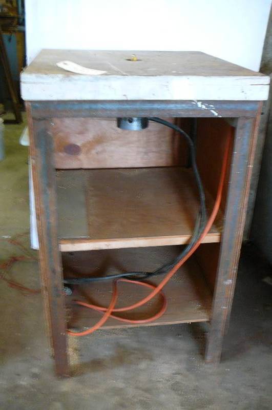 lot 321 image: Router
