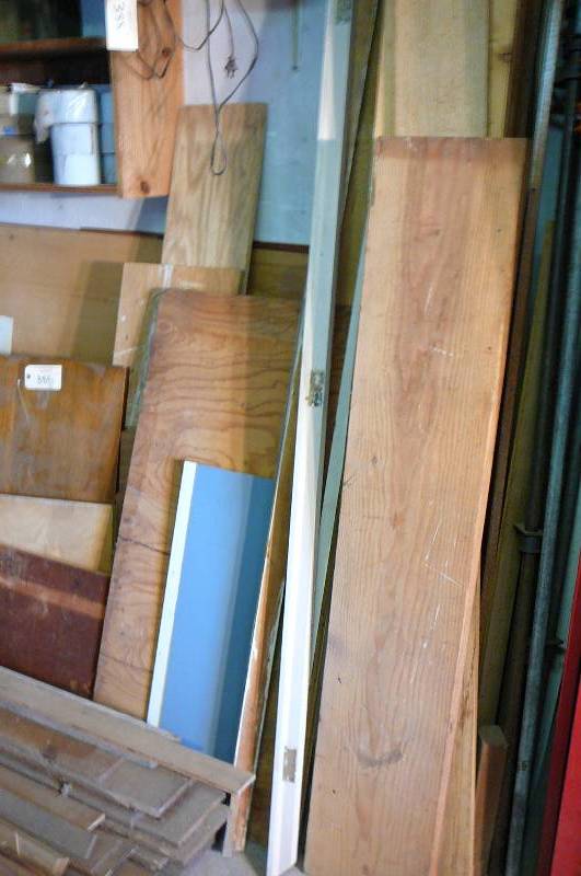 lot 389 image: Lot of Lumber