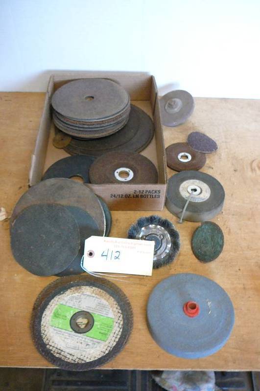 lot 412 image: Grinding Supplies