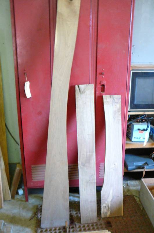 lot 477 image: Walnut Boardslumber