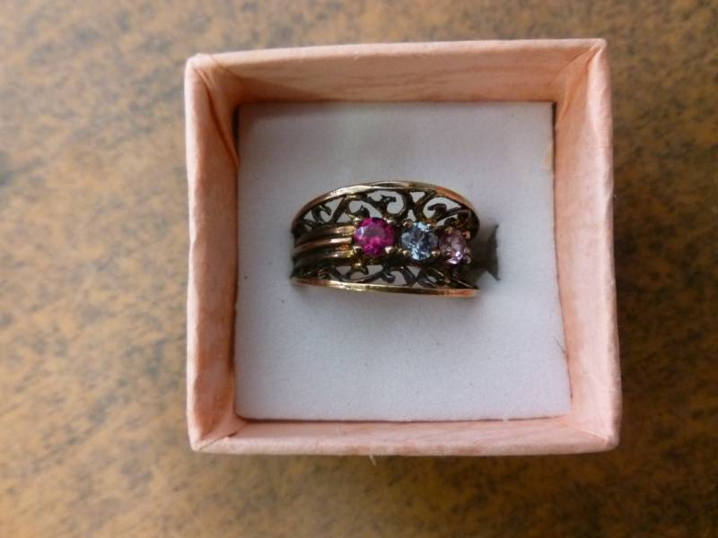 Ladies Ring