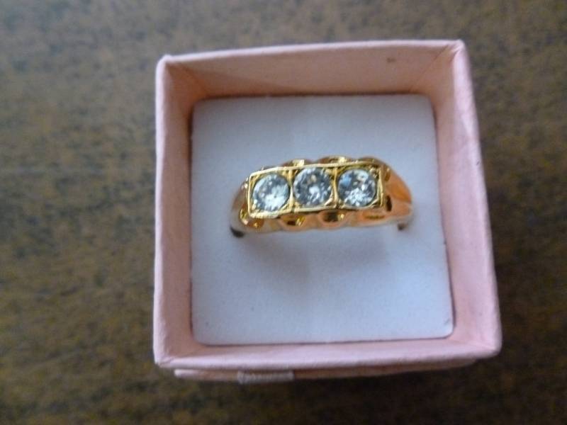 Ladies Ring