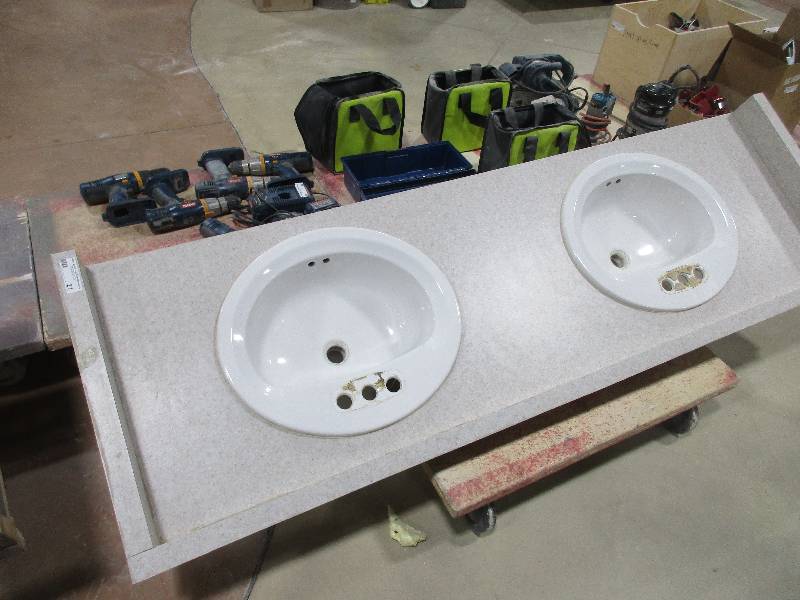 Vanity top & Sinks