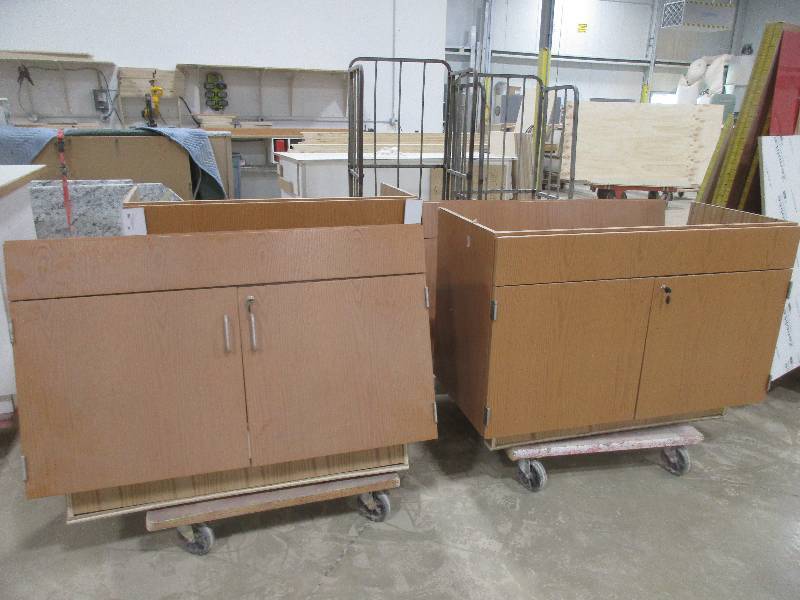 2 Cabinets
