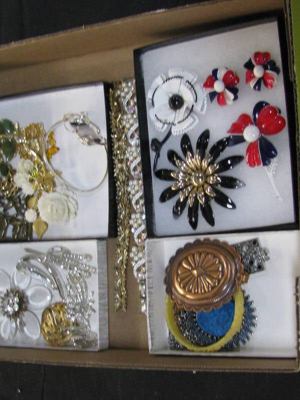 Asst Jewelry