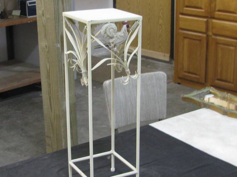 Metal Plant Stand