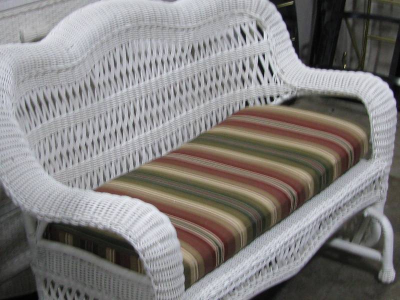 Wicker Love Seat Glider