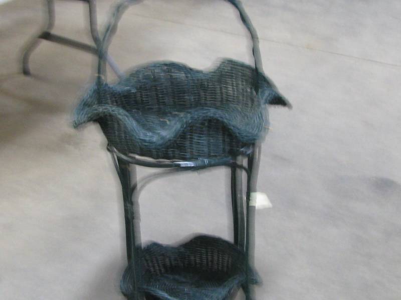 Wicker Plant Stand