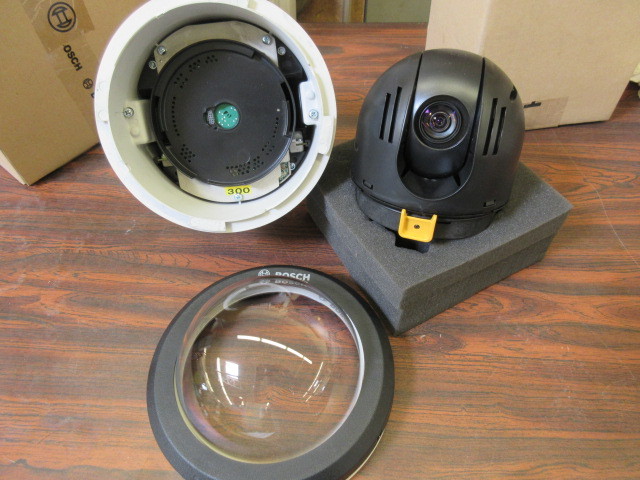 lot 614 image: BOSCH AUTODOME PTZ SECURITY CAMERA VG4-MCAM-23