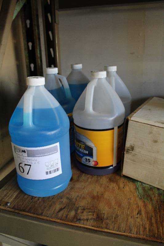 lot 67 image: Lot of (5) 1-Gallon Windshield Fluid