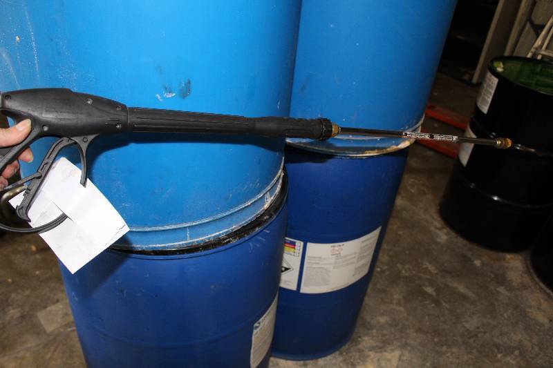 lot 98 image: Pressure Washer Spray Handle