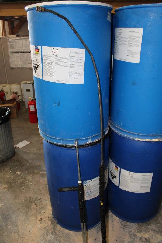 lot 92 image: Lot of (2) Pressure Washer Spray Handles