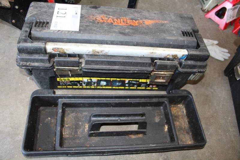 lot 121 image: Stanley Tool Box w 2- Trays