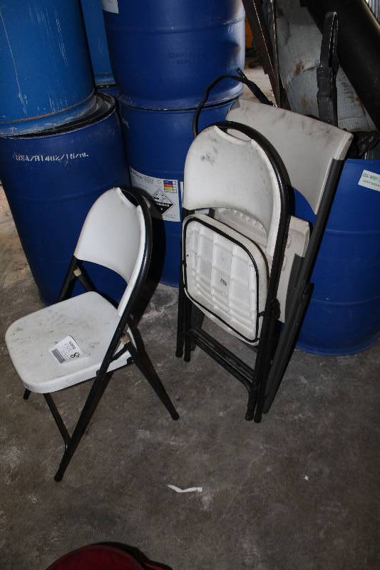lot 258 image: Lot of (3) Folding Chairs